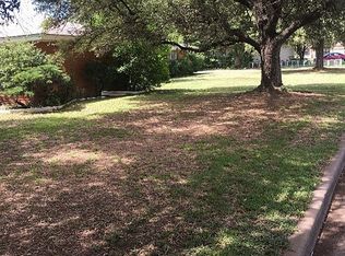 1900 Pryor St, Waco, TX 76704