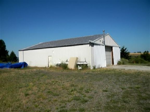 3rd image of 4728 E Pleasant Orchard Ln