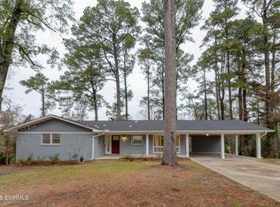 1390 N Hills St, Meridian, MS 39305