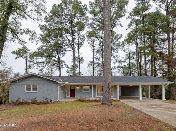 1390 N Hills St, Meridian, MS 39305