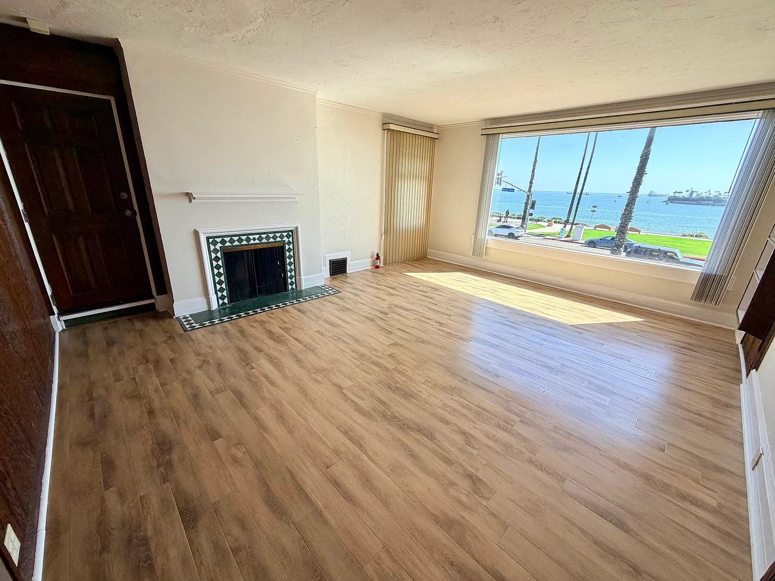 1 bed, 700 sqft, $3,495 — Photo 3
