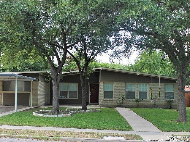 1st image of 439 Springwood Ln