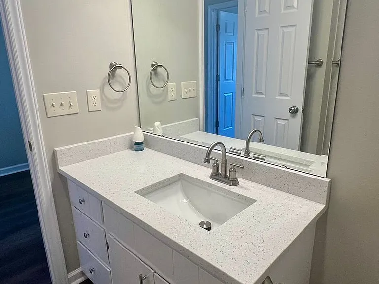 303 Dare St — Photo 11