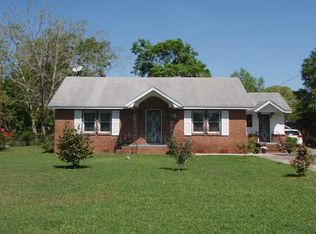 2750 Club House Rd, Mobile, AL 36605