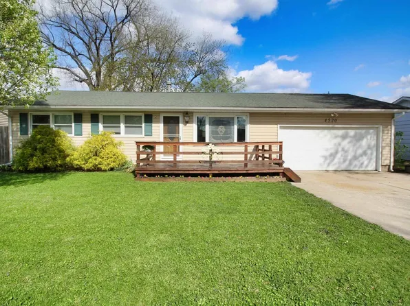 4520 11th St #A, Moline, IL 61265