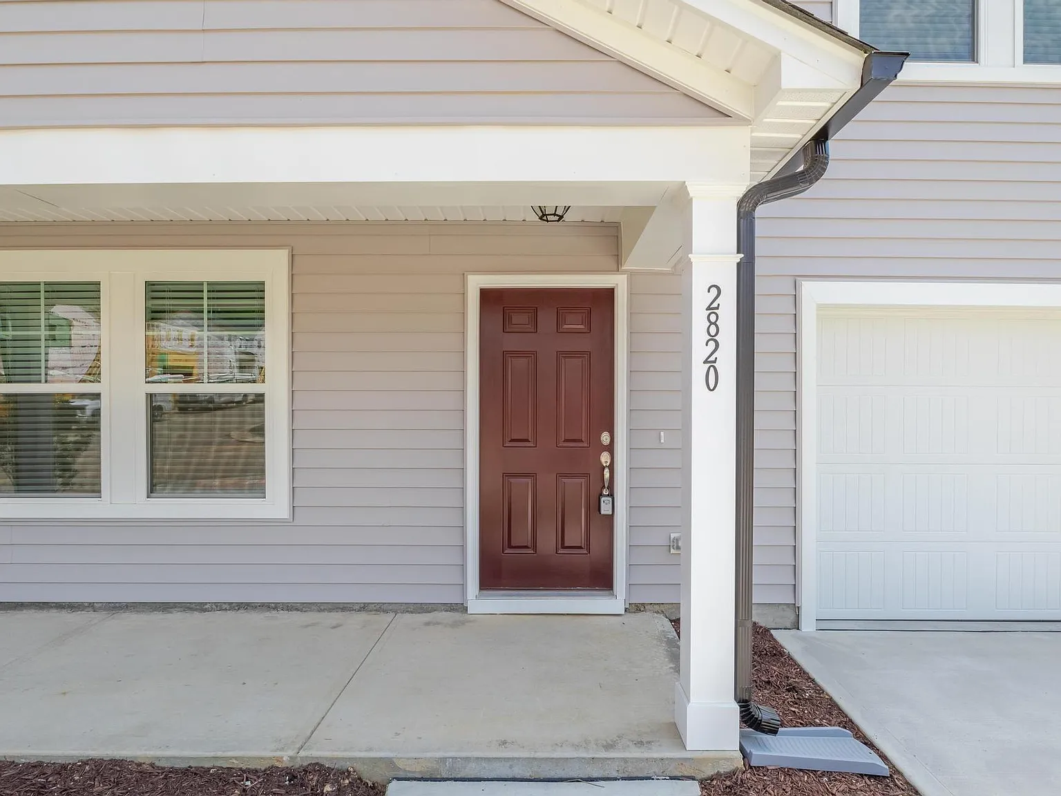 4 bed, 2148 sqft, $1,995 — Photo 4