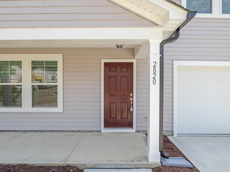 2820 Killian Ct — Photo 4
