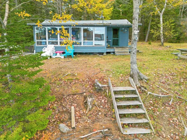 23 Bullfrog Cove Road, Gouldsboro, ME 04607