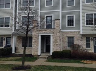 5910 Winberry Creek Dr, Dublin, OH 43016
