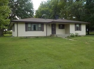 12075 E Legal Tender Rd, Columbus, IN 47203