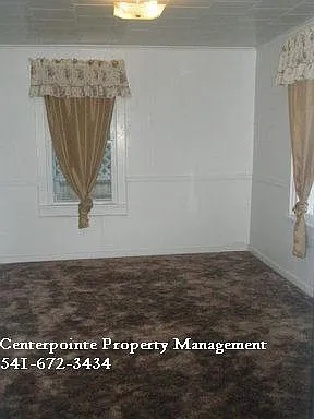785 Park Hill Ln — Photo 11
