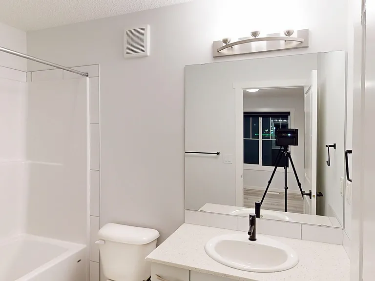 63 McLaughlin Dr — Photo 13