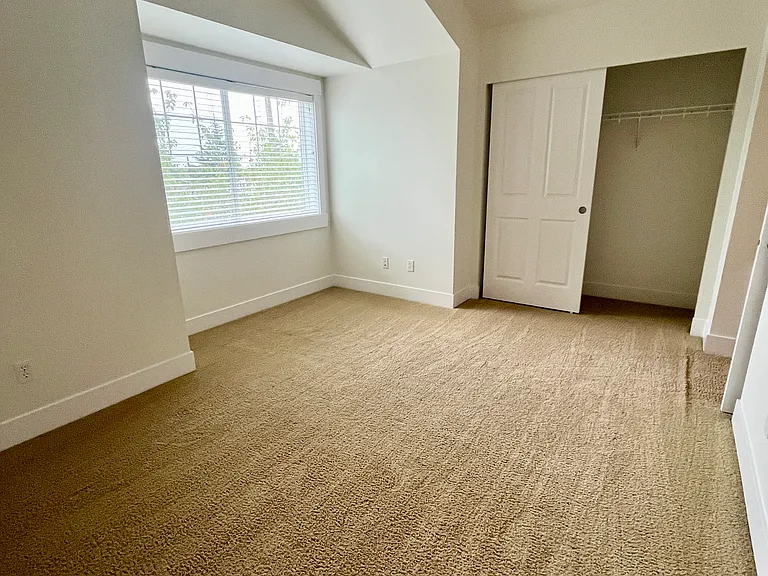 8505 9th Ave NW — Photo 12