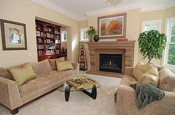 3rd image of 3195 Casco Cir