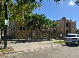 1243 NW 4th St APT 1, Miami, FL 33125