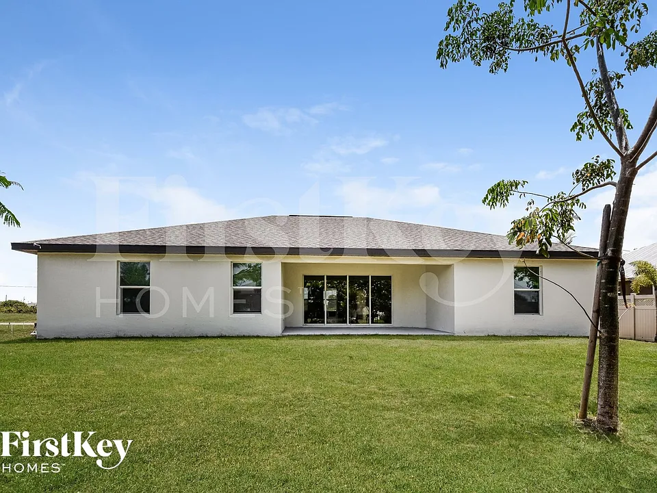926 NW 9th Pl