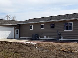 118 Bice St, Oacoma, SD 57365