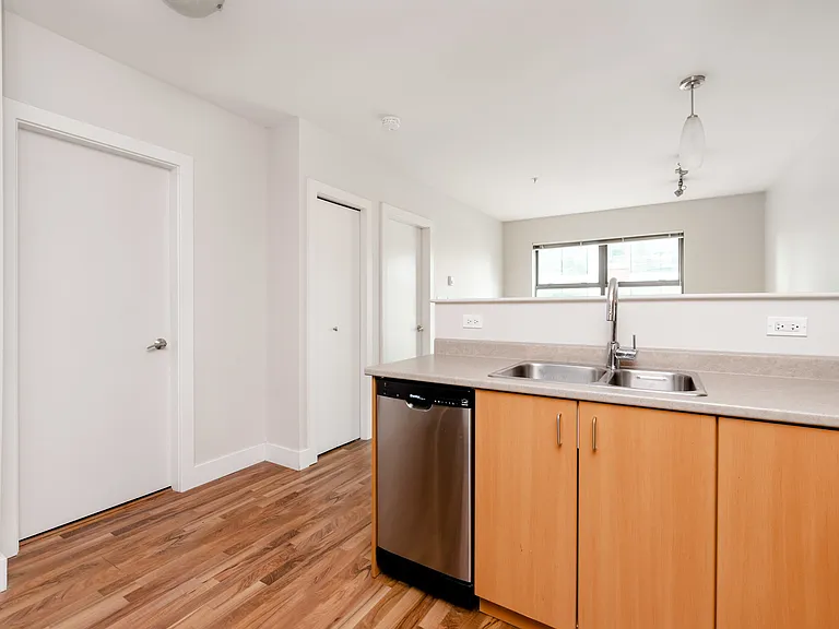 725 Yates St #305 — Photo 8