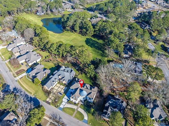 2nd image of 9861 Wyncrest Cir