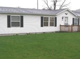 1244 Midland Beaver Rd, Industry, PA 15052