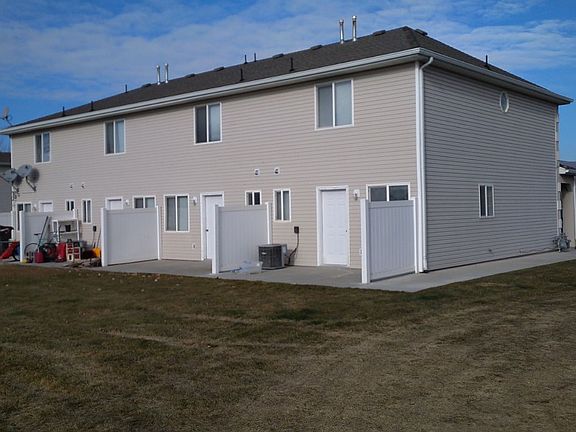 3rd image of 895 W 350 N APT 4