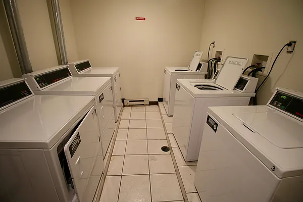 Rented by Flatiron Real Estate Advisors LLC | media 16