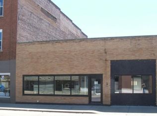 117 E 1st Ave, Mitchell, SD 57301