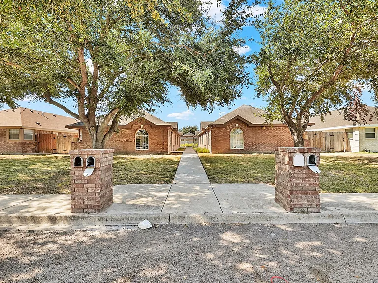 1810 Agua Fina Ave — Photo 16