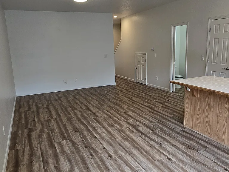 18558 SW Takena Ct — Photo 7