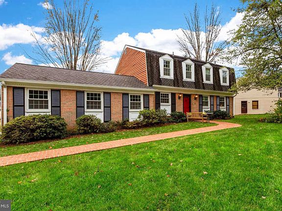 2nd image of 7105 Old Dominion Dr