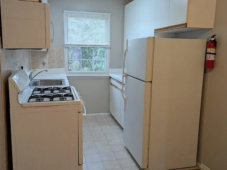 1 Hemlock Dr #C152 — Photo 1