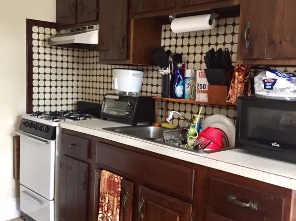 10 Pleasant St APT 1