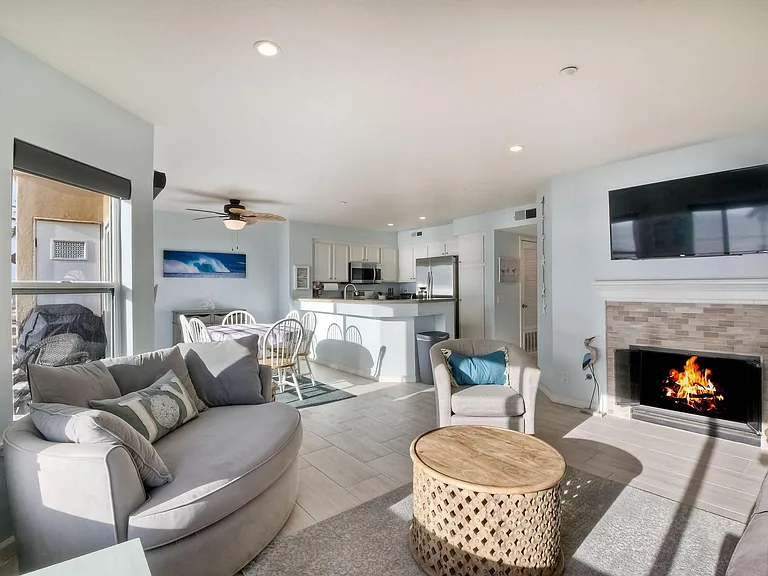 501 N Pacific St #10 — Photo 22