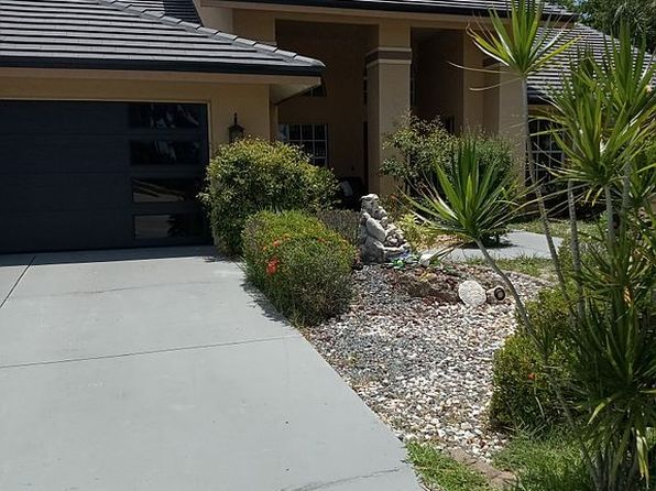 15 Paddington Ct