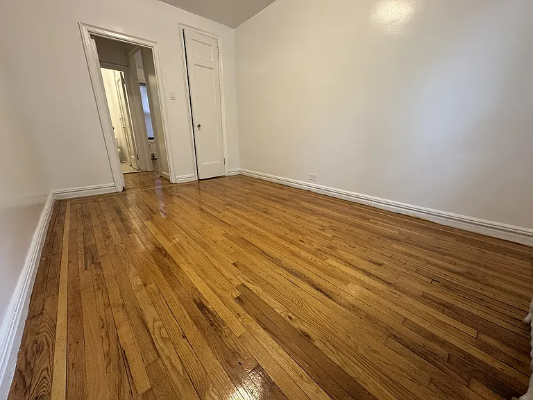 3215-3217 Hull Ave #2A — Photo 12
