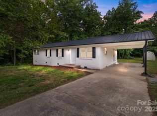 565 Vine Arden Dr, Salisbury, NC 28146
