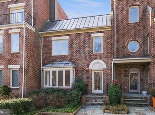 4028 Chancery Ct NW, Washington, DC 20007