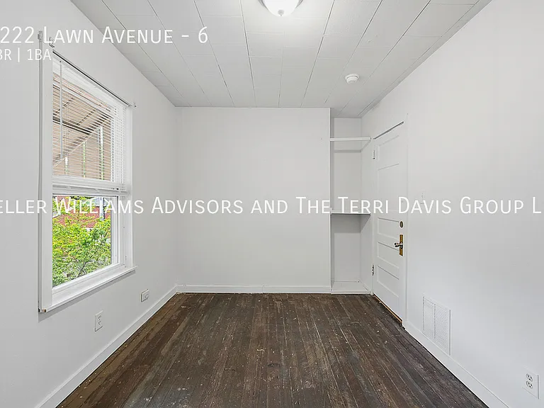 2222 Lawn Ave #6 — Photo 8
