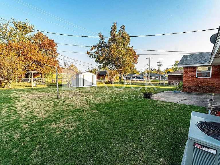 604 Moraine Ave — Photo 24