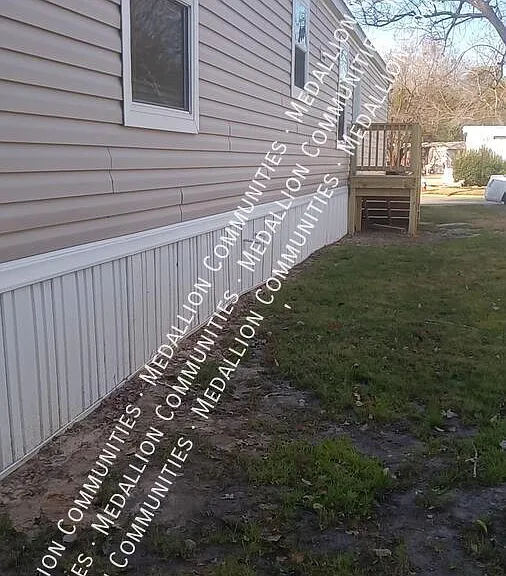 222 Hogan Dr — Photo 16