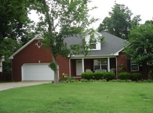 1219 Highland Hills Dr, La Vergne, TN 37086