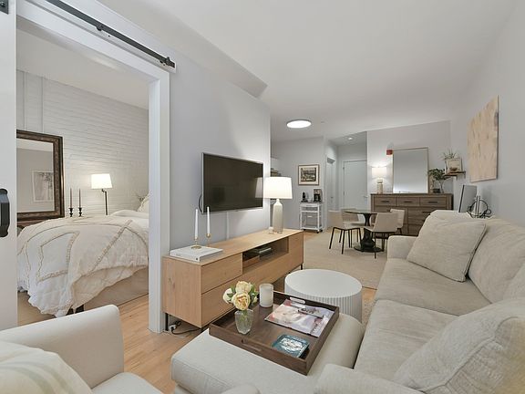 5th image of 346-354 Congress St #312