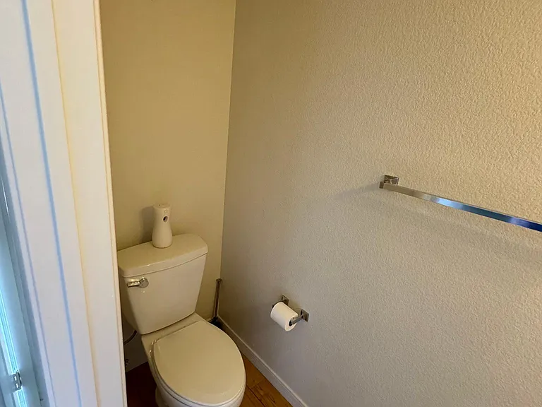7132 Indian Head Ave — Photo 9