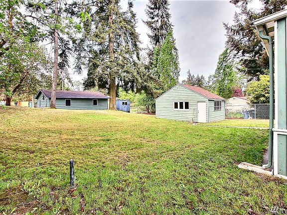 3rd image of 6428 Fairlawn Dr SW