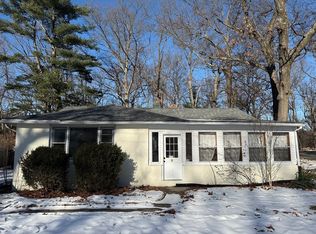 18 Lawton St, Springfield, MA 01109