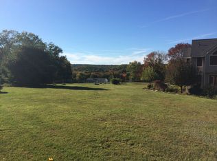 193 Forest Rd, Mansfield, CT 06268