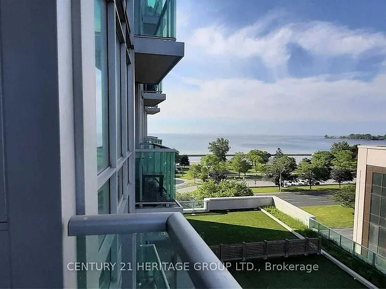 1910 Lake Shore Blvd W #702 — Photo 1