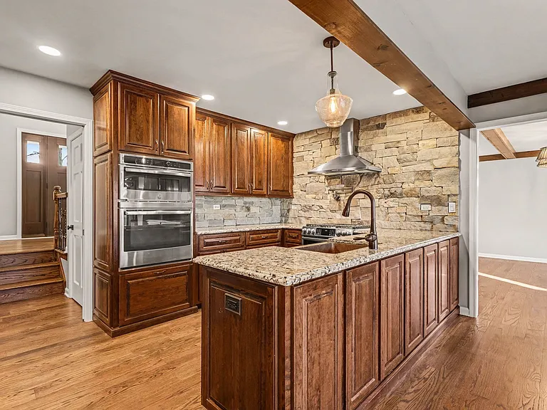 841 Turnbridge Cir — Photo 10
