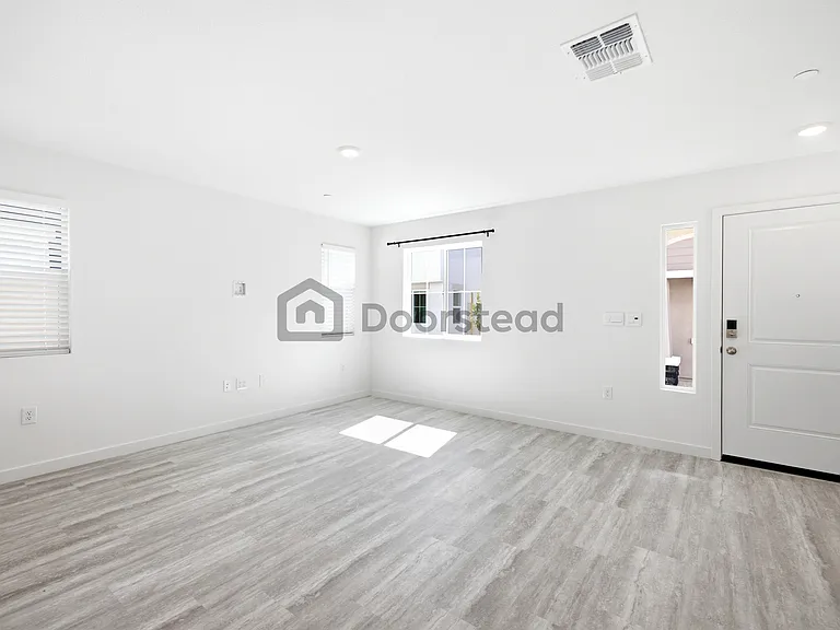 3391 Ruby Sky Walk — Photo 6