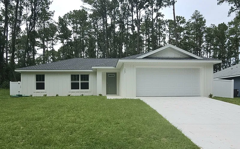 387 E Caldwell Dr